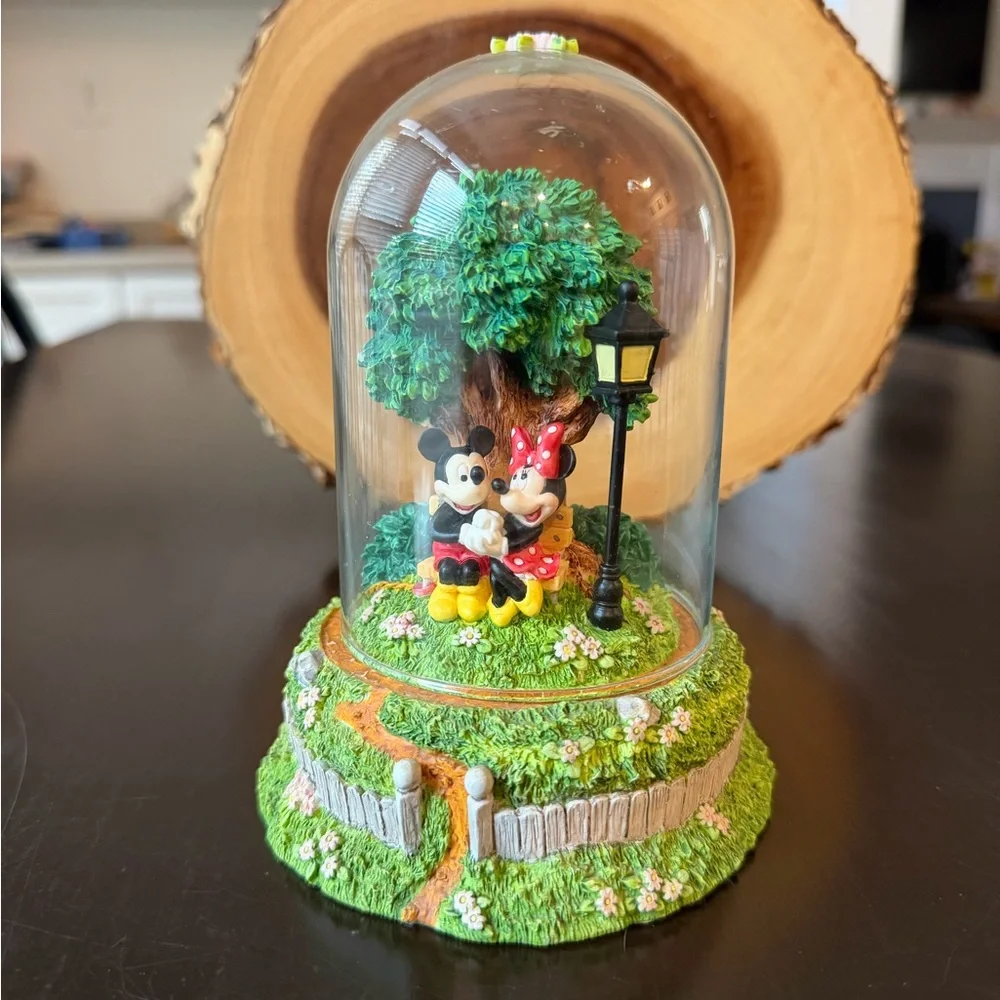 Vintage Disney: Mickey, Minnie & Pluto in Park With Bell Jar/Dome (Pluto Damage) - Picture 4 of 12